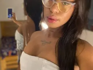 Myfreecams Adult Webcam of Miamidnight1
