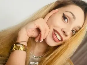 Myfreecams Best live sex cam show of Maya_Quinn