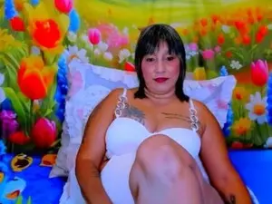 Myfreecams Adult Video Chat of Roxyfoxy69