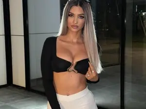 Myfreecams Best live sex cam show of Evelynvlove