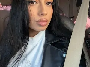 Myfreecams Sex Cam of BetsyGonzale
