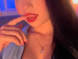 Myfreecams Live Sex of Nahome_kupert