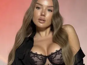 Myfreecams Adult Webcam of Daisy_Stacey