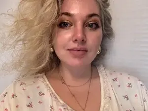 Myfreecams Free Porn Cam of BurnTheWitch_