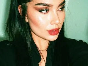 Myfreecams Adult Webcams of AlmaBlaze