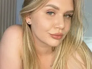 Myfreecams Watch Live Sex Cams of Hailey_Sky_