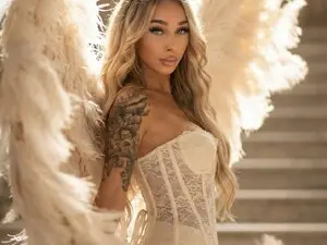 Myfreecams Sex Chat of ChristynaRos