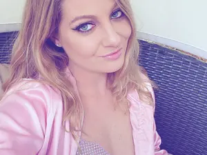 Myfreecams Sex Cam of VeronicaOMG
