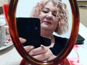 Myfreecams Nude Webcam of AngelaMilfxx