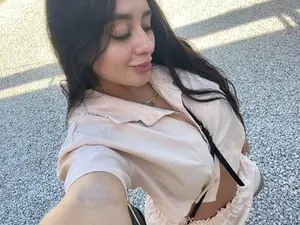 Myfreecams Live Sex Cam of Carolina_219