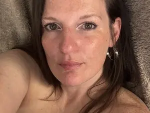 Myfreecams Free Porn Cam of KellyCarolina