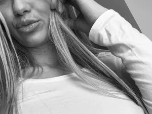 Myfreecams Free Porn Cam of S3xyBlond3e