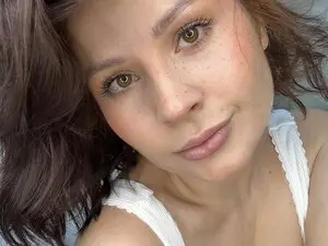 Myfreecams Best live sex cam show of MedeaAllure