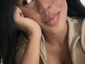 Myfreecams Sex Cam of Gia_curly