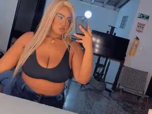 Myfreecams Adult Webcams of Niicol_Jenner