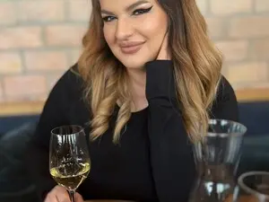 Myfreecams Adult Webcam of LaraHartt