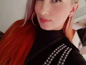 Myfreecams Free Porn Cam of Luna_velvet