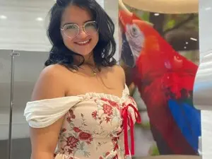 Myfreecams Adult Webcam of Miiaa_sweet