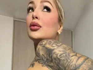 Myfreecams Adult Webcams of Mia_hott_