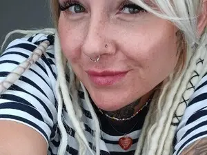 Myfreecams Free Live Porn of pixieDread