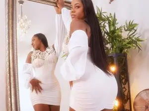 Myfreecams Adult Webcam of Holly_J