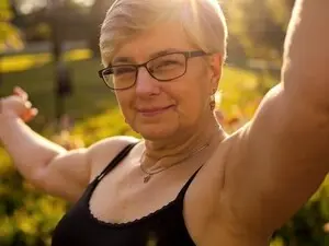 Myfreecams Watch Live Sex Cams of Mature_Iris