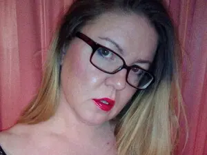 Myfreecams Private Sex Chat of LovelyOljga