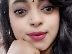 Myfreecams Nude Webcam of Sexyval4u