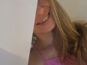 Myfreecams Watch Live Sex Cams of Lillybelle2