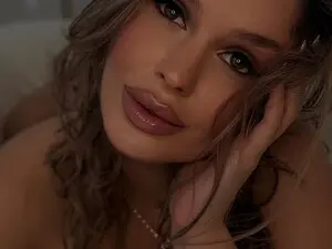 Myfreecams Live Sex Cam of AlexisLove