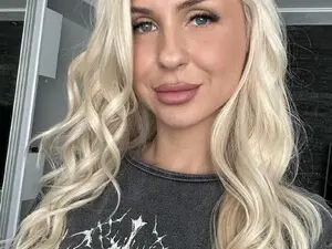 Myfreecams Nude Webcam of QueenBA