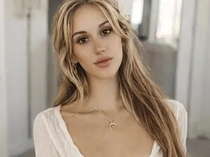 Myfreecams Sex Chat of LillieQ