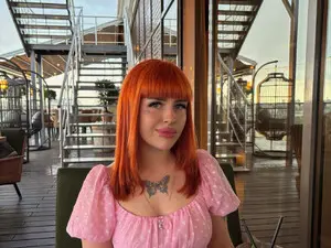 Myfreecams Live Sex Cam of VelvetEmber