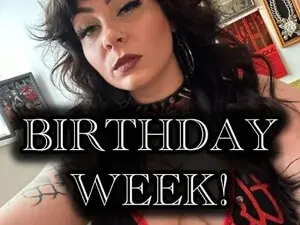 Myfreecams Live Sex Cam of livingdgirll