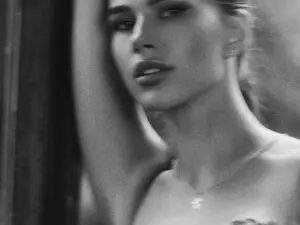 Myfreecams Free Porn Cam of kissfreeze