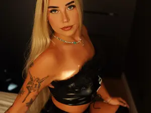 Myfreecams Watch Live Sex Cams of KristySmile23