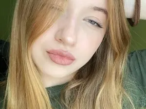 Myfreecams Best live sex cam show of BellaaSweett_