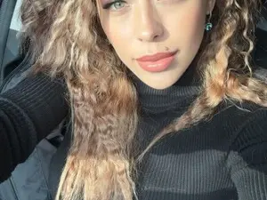 Myfreecams Free Porn Cam of Yoursoul_Mila