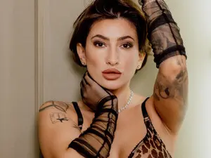 Myfreecams Sex Chat of AmberVendetta