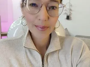 Myfreecams Adult Webcam of Antonella