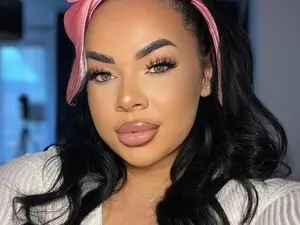 Myfreecams Live Sex Cam of Iamlila