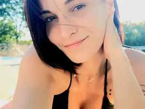 Myfreecams Live Sex Cam of Kelyaxox