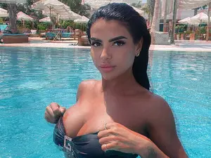 Myfreecams Private Sex Chat of Alenaxoxo