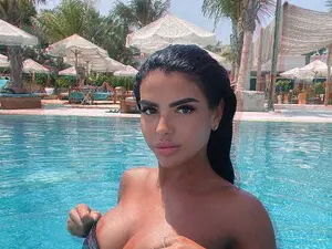 Myfreecams Free Live Porn of Alenaxoxo