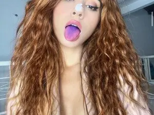 Myfreecams Private Sex Chat of Helena_hadler