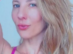 Myfreecams Free Live Porn of IndianaBella