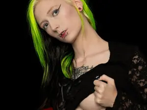 Myfreecams Private Sex Chat of TwistedAliceW