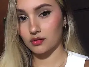 Myfreecams Sex Chat of Miaa_Riav_