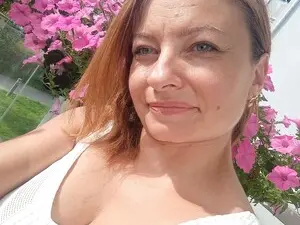 Myfreecams Adult Webcam of Cum4Angela