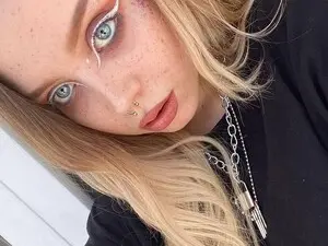 Myfreecams Sex Cam of MonaLauu